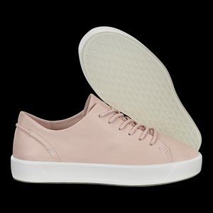 ECCO WOMEN'S SOFT 8 SNEAKERS